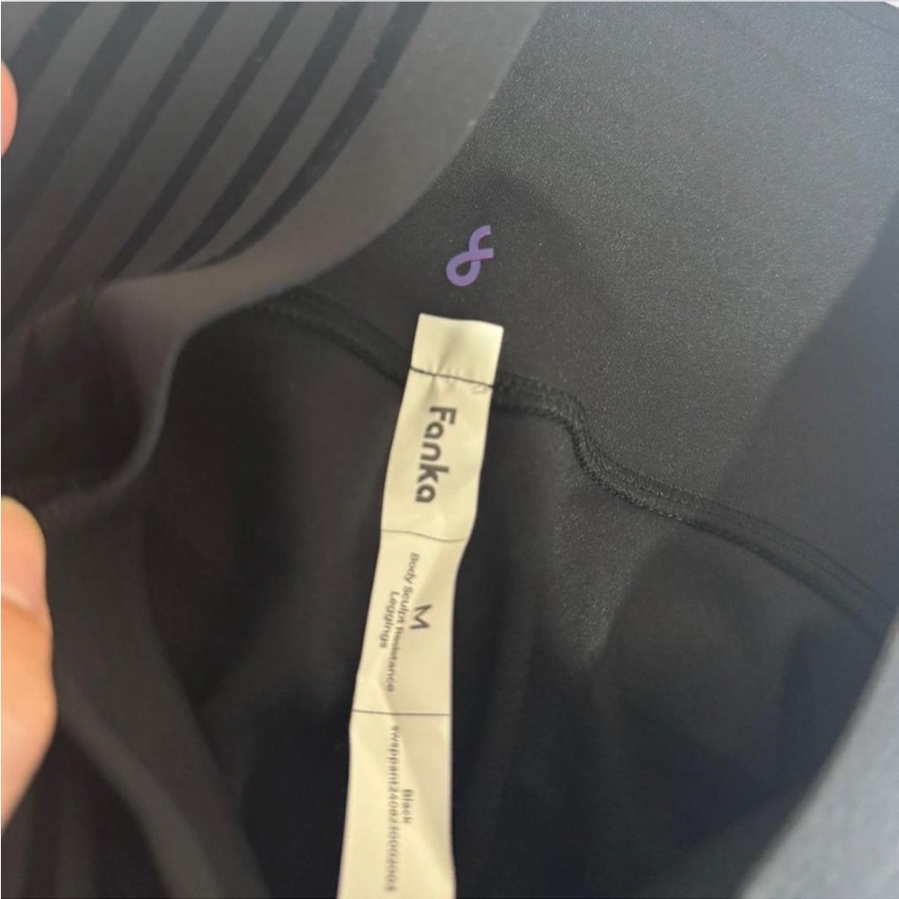 FANKA black PowerBand Resistance (Reversable Wear) Leggings Size M - Picture 7 of 7